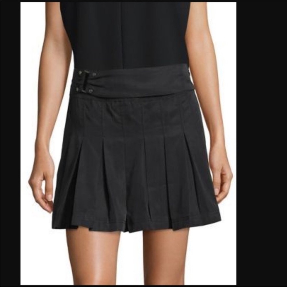 Free People Black Preppy Pleated Mini Skirt size 0